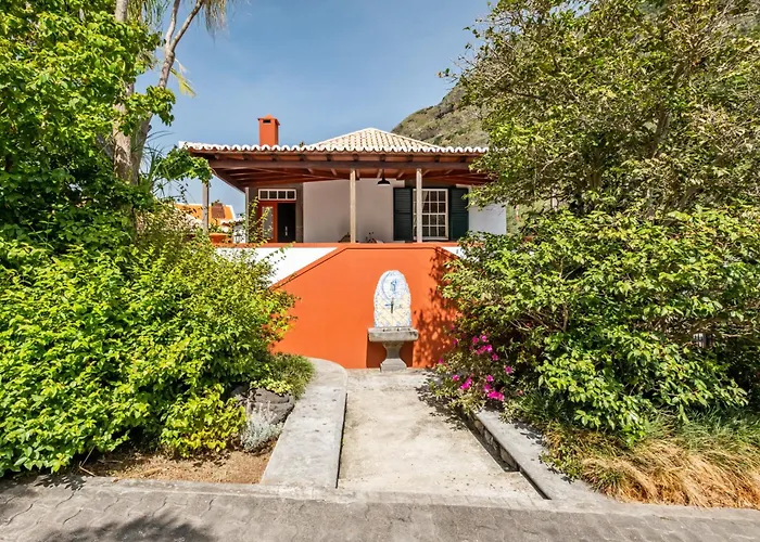 Casa Grande Da Camelia Vila